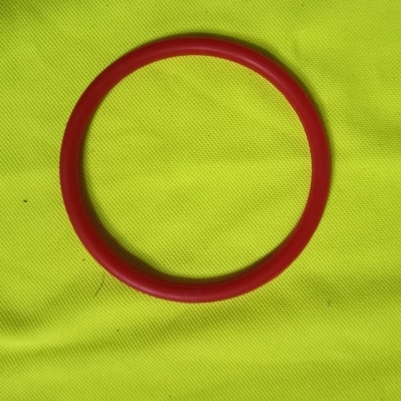 Red arkansas razorbacks silicone round sports team bracelet - Picture 3 of 4